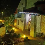 Relaxo Apartmanhaz ベッド・アンド・ブレックファスト Cserkeszőlő