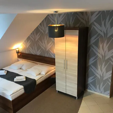 Relaxo Apartmanhaz * Cserkeszőlő