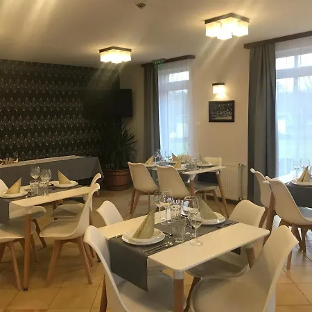 Relaxo Apartmanház Panzió *