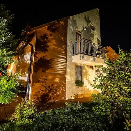 Relaxo Apartmanház Cserkeszőlő