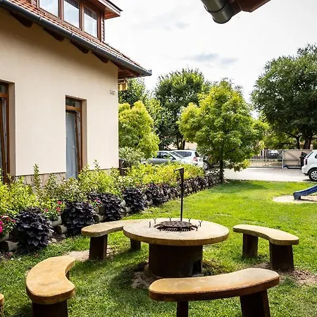 Panzió Relaxo Apartmanház *