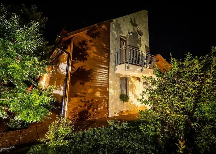 Relaxo Apartmanhaz Cserkeszolo