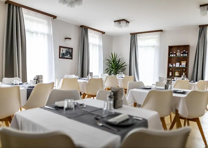 Bed & Breakfast Relaxo Apartmanhaz Cserkeszolo